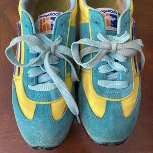 KanagaROOS. Who doesn’t want a pocket in their shoe?